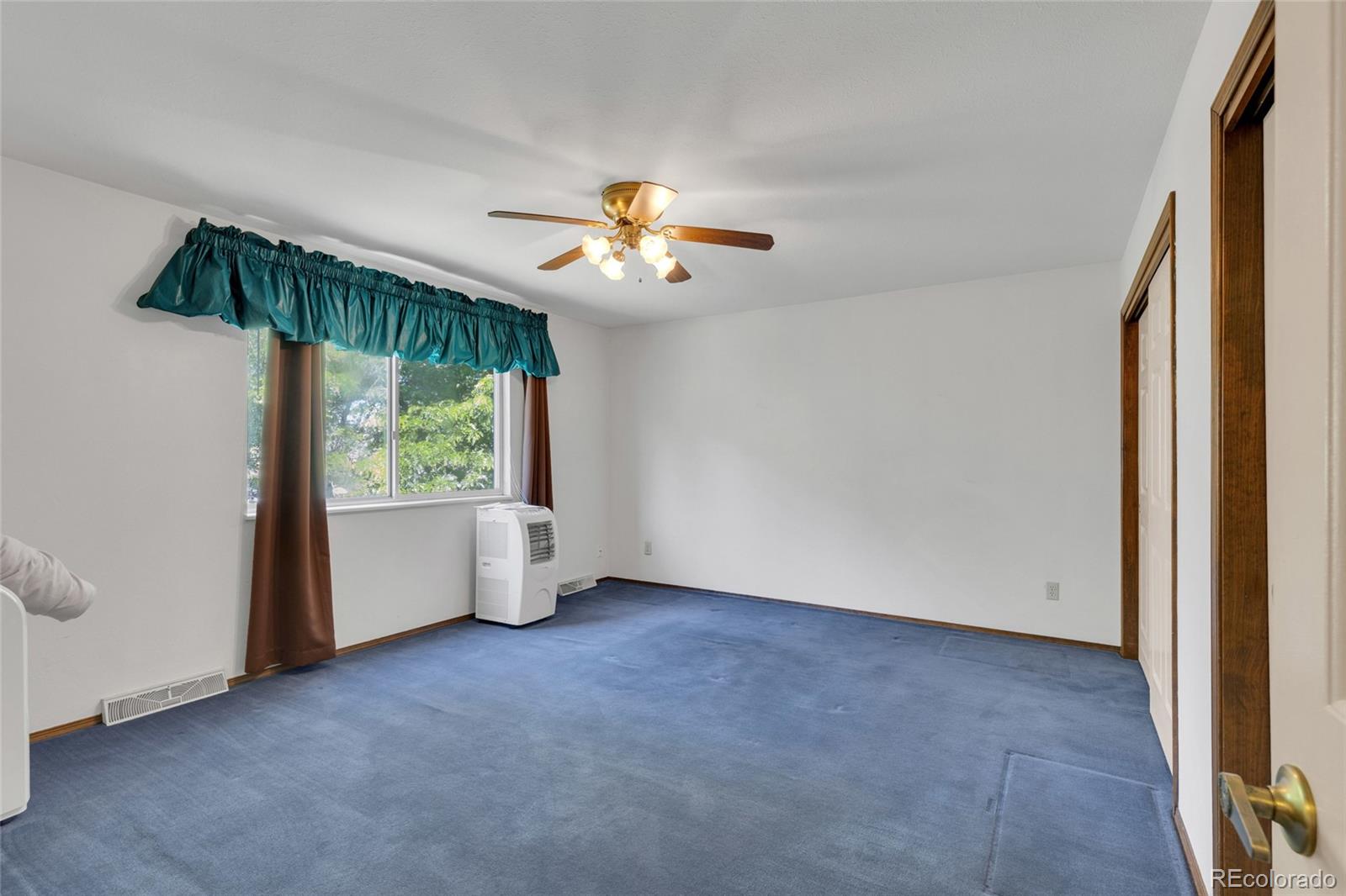 MLS Image #17 for 3709 s walden street,aurora, Colorado