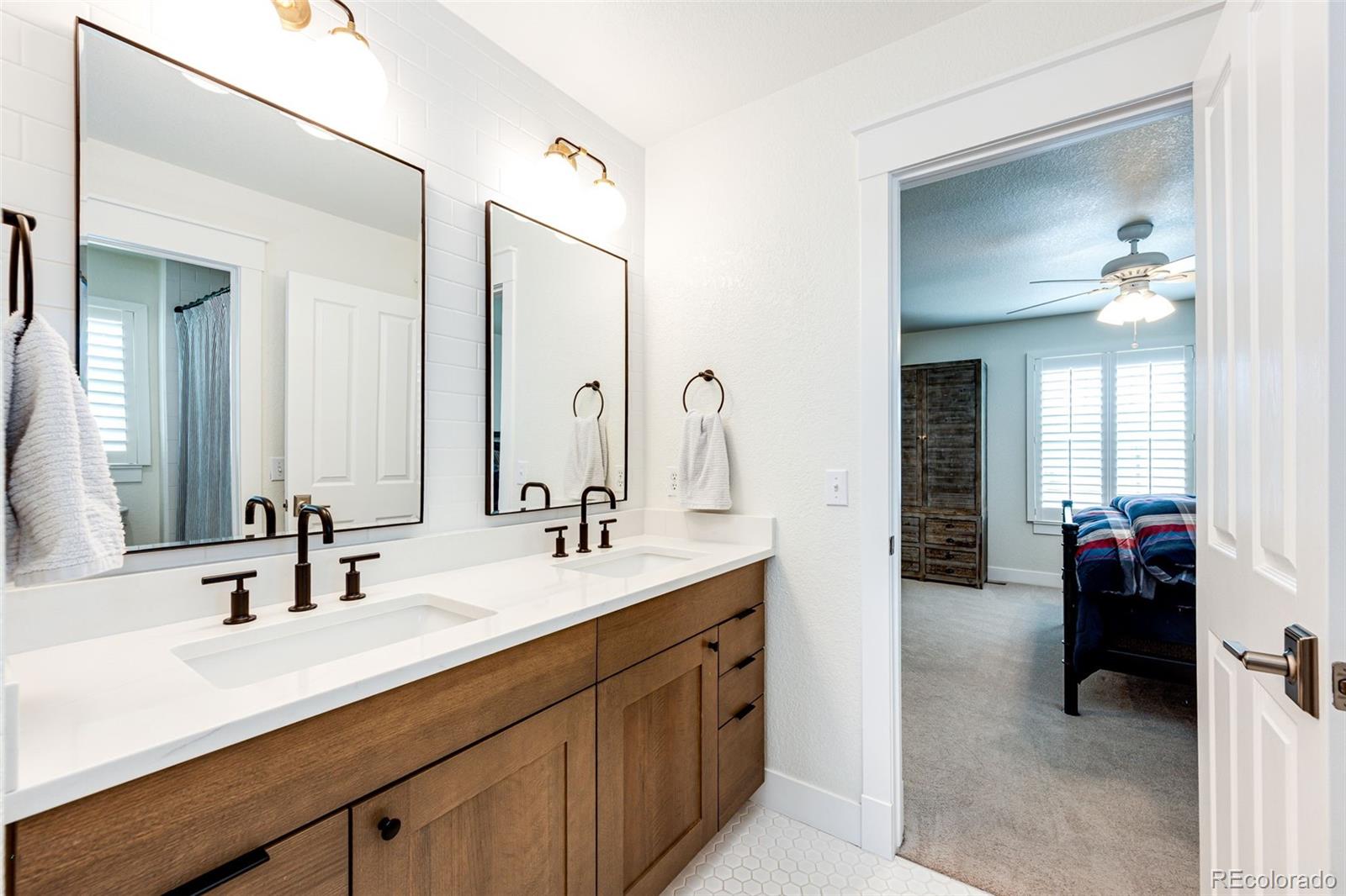 MLS Image #23 for 2981  newbury court,littleton, Colorado