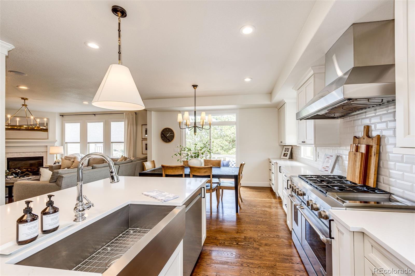 MLS Image #9 for 2981  newbury court,littleton, Colorado
