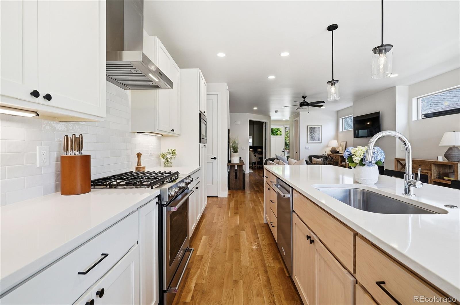 MLS Image #13 for 4222 n raleigh street,denver, Colorado