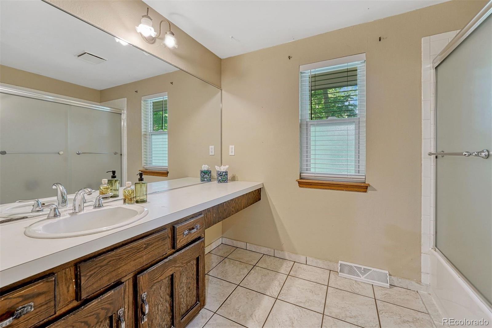 MLS Image #26 for 7480 s harrison way,centennial, Colorado