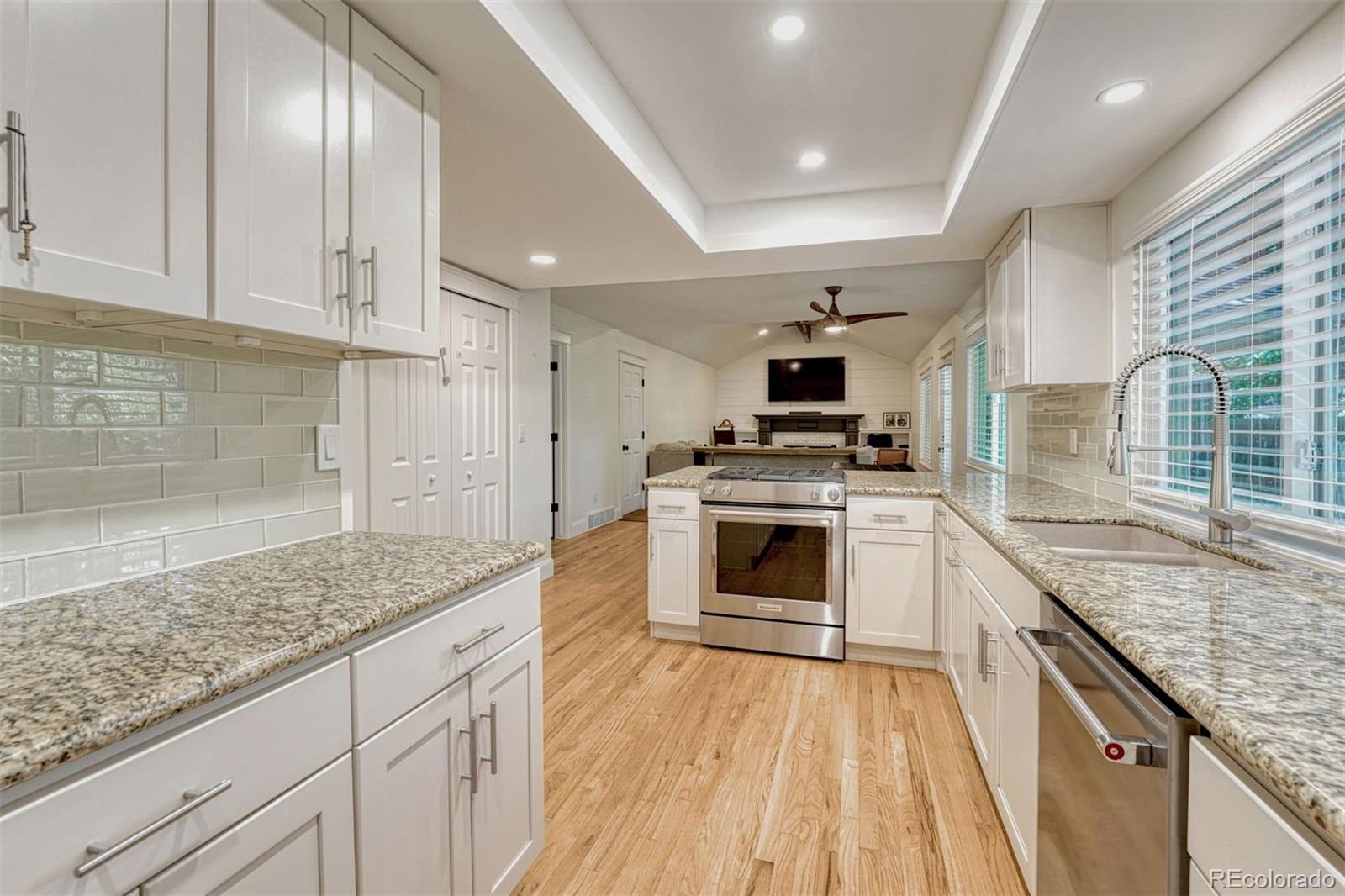 MLS Image #8 for 7480 s harrison way,centennial, Colorado