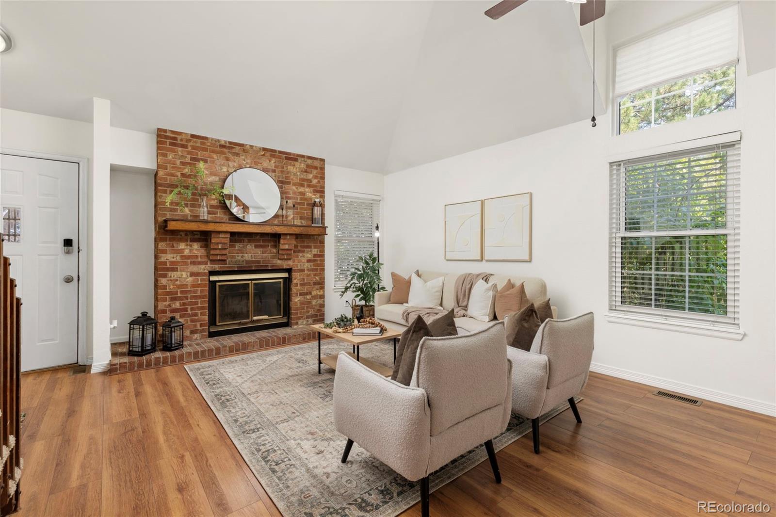 MLS Image #3 for 14199 e dickinson drive b,aurora, Colorado
