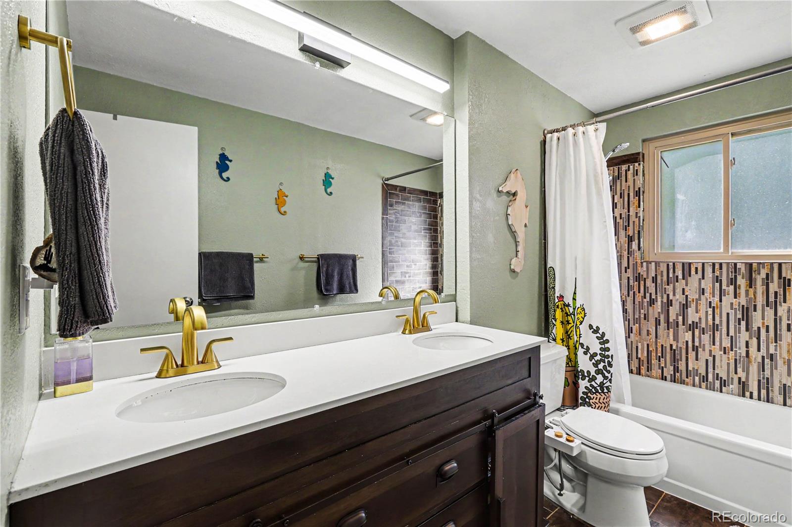 MLS Image #15 for 2986 s whiting way,denver, Colorado