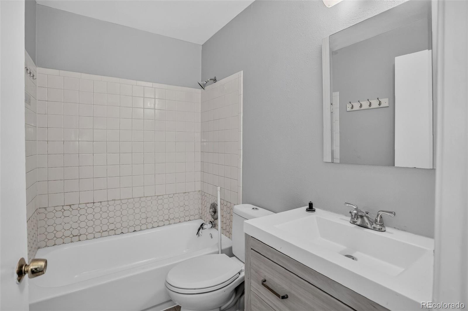 MLS Image #27 for 19743 e oxford drive,aurora, Colorado