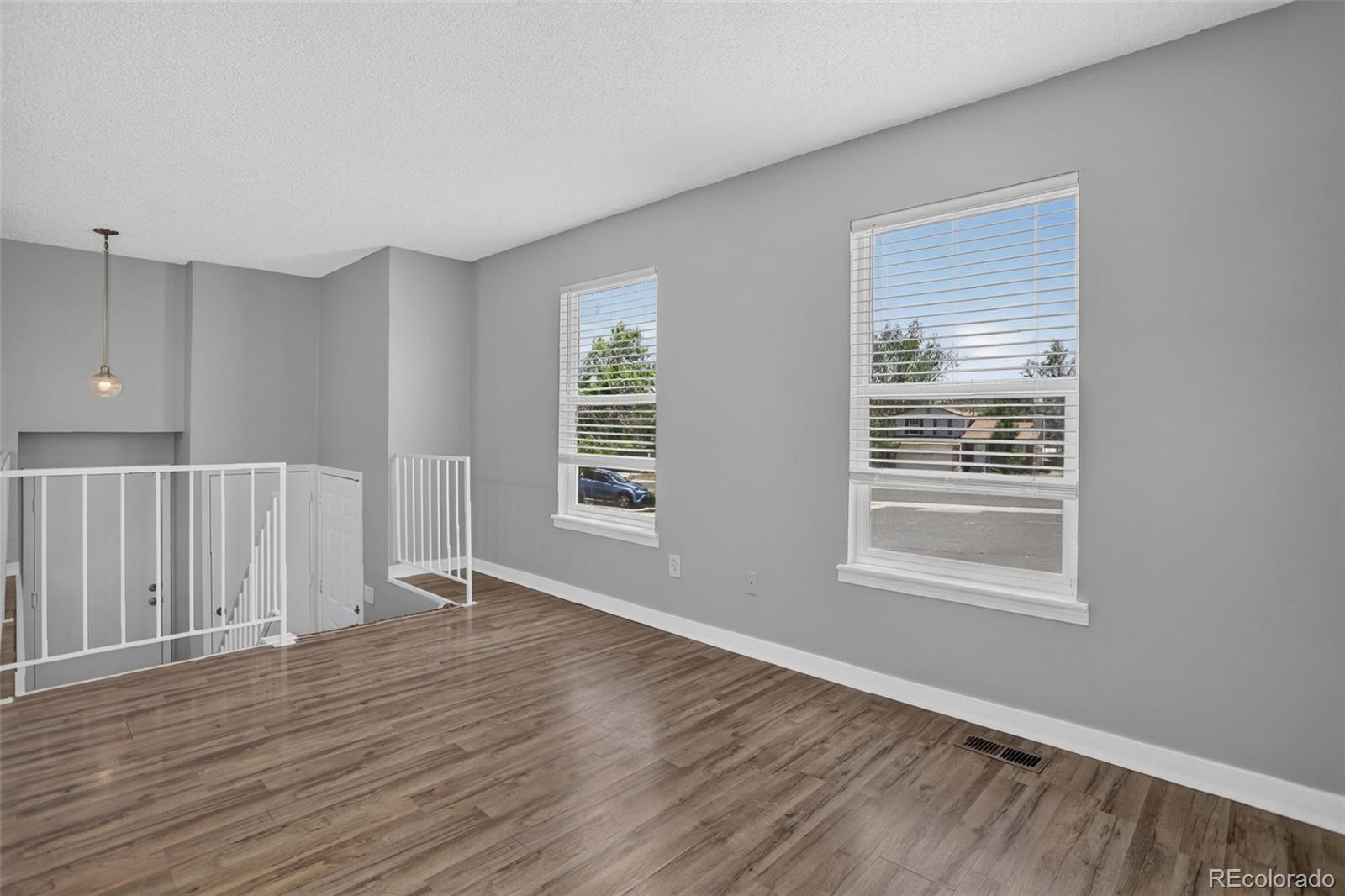 MLS Image #6 for 19743 e oxford drive,aurora, Colorado