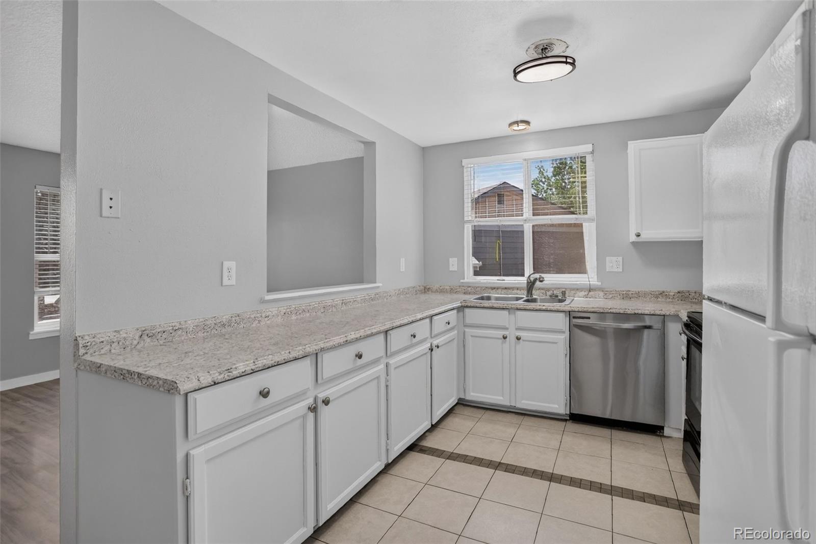 MLS Image #7 for 19743 e oxford drive,aurora, Colorado