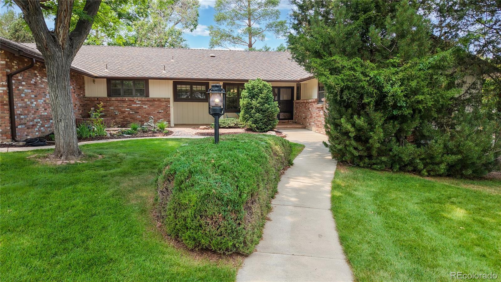 MLS Image #1 for 11  robincrest lane,littleton, Colorado