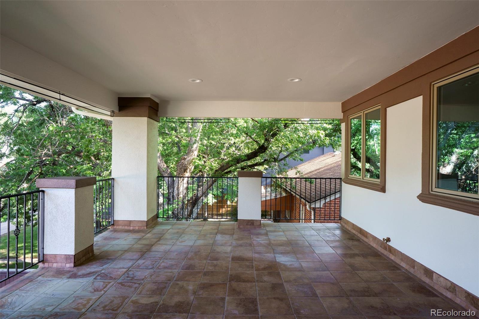 MLS Image #18 for 1026 s cook street,denver, Colorado