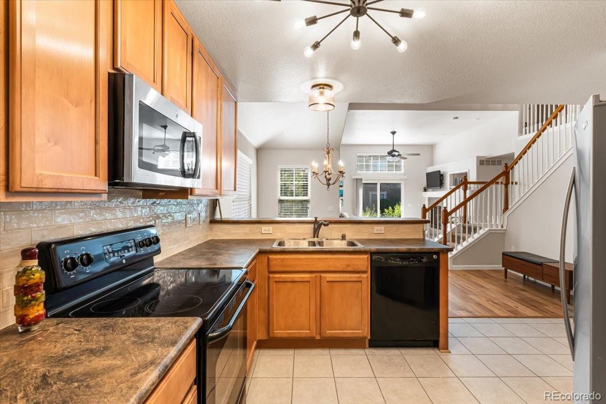 MLS Image #12 for 22036 e jamison place,aurora, Colorado