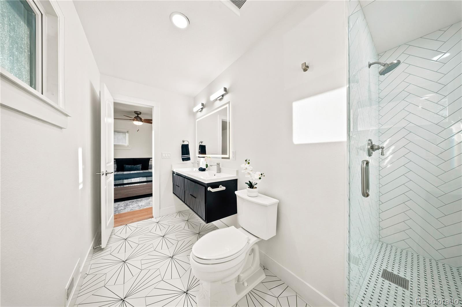 MLS Image #18 for 4860 e harvard lane,denver, Colorado