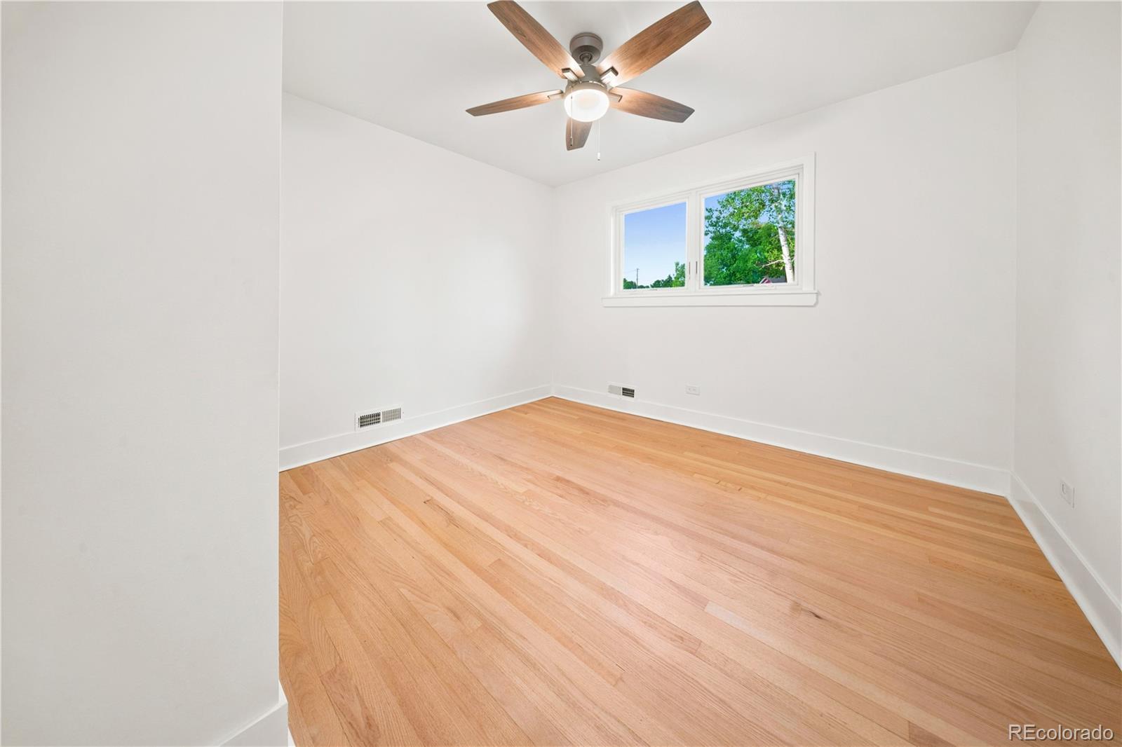 MLS Image #19 for 4860 e harvard lane,denver, Colorado