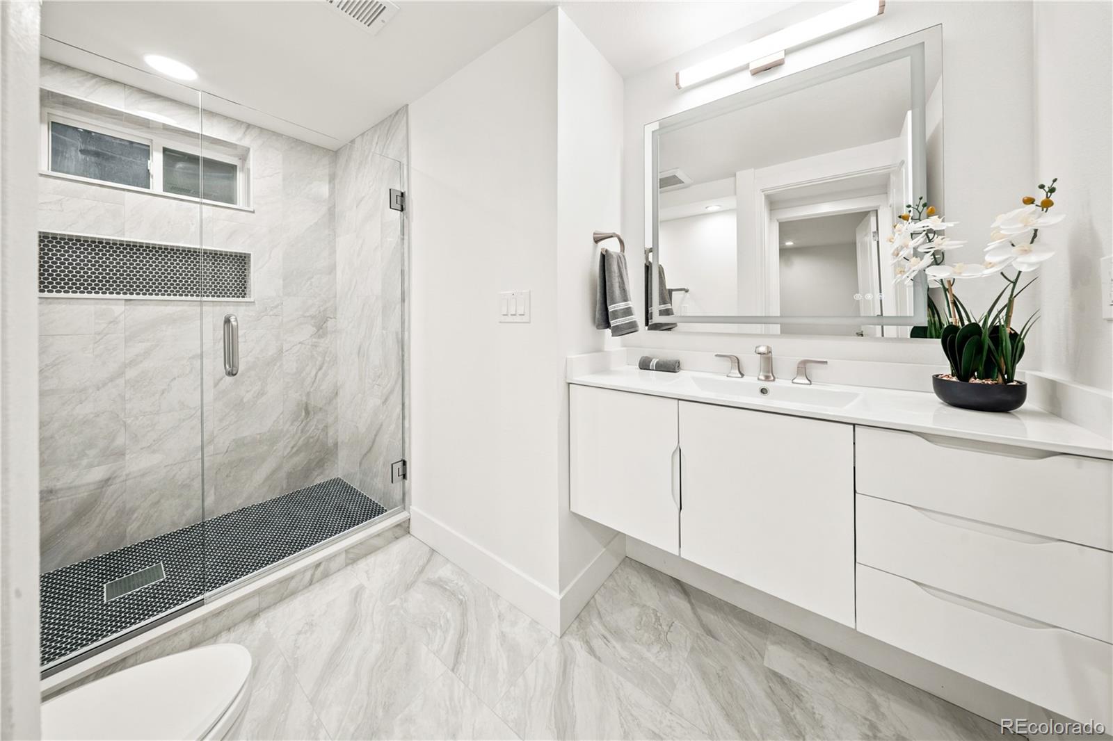 MLS Image #30 for 4860 e harvard lane,denver, Colorado