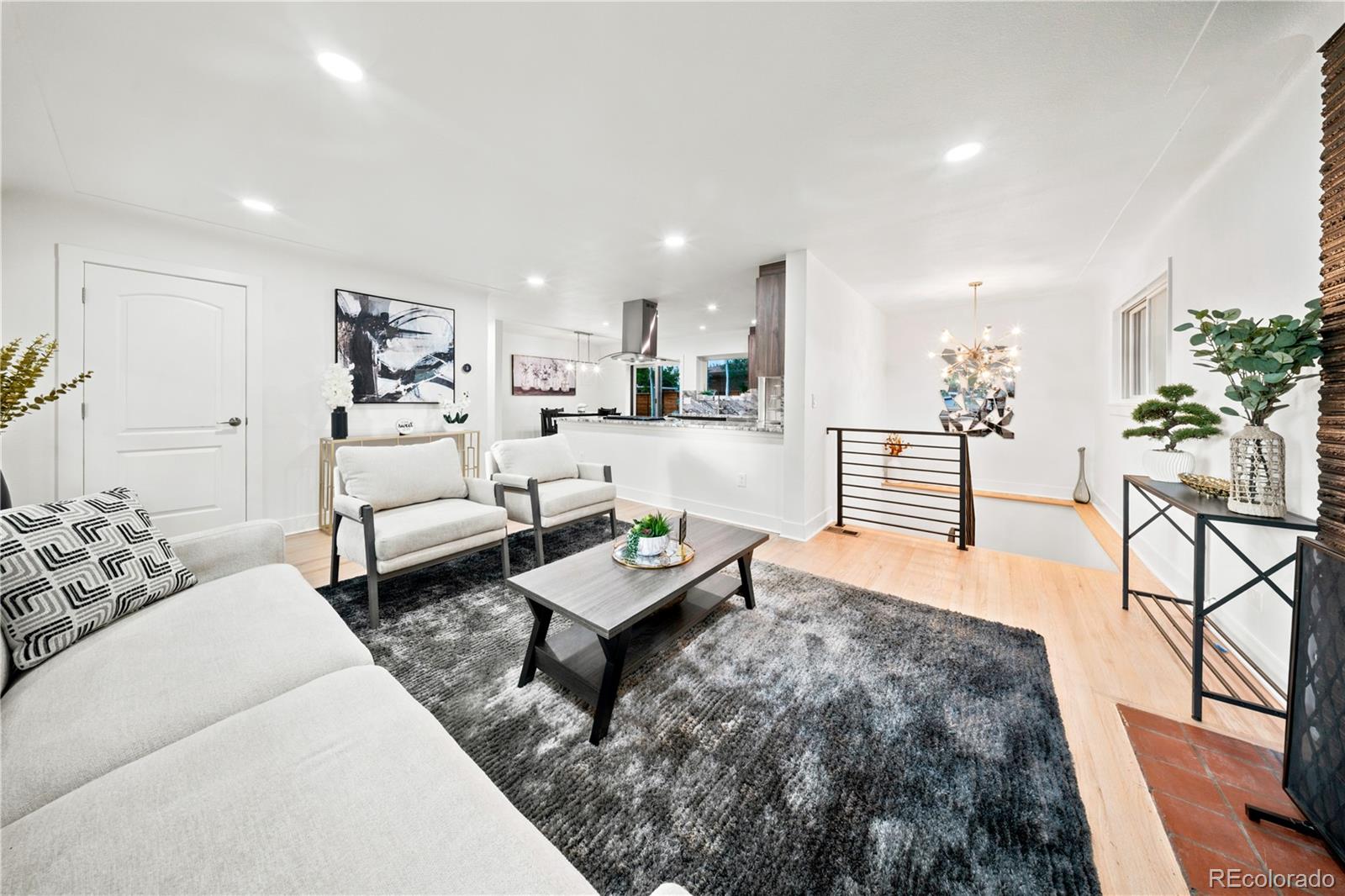 MLS Image #8 for 4860 e harvard lane,denver, Colorado
