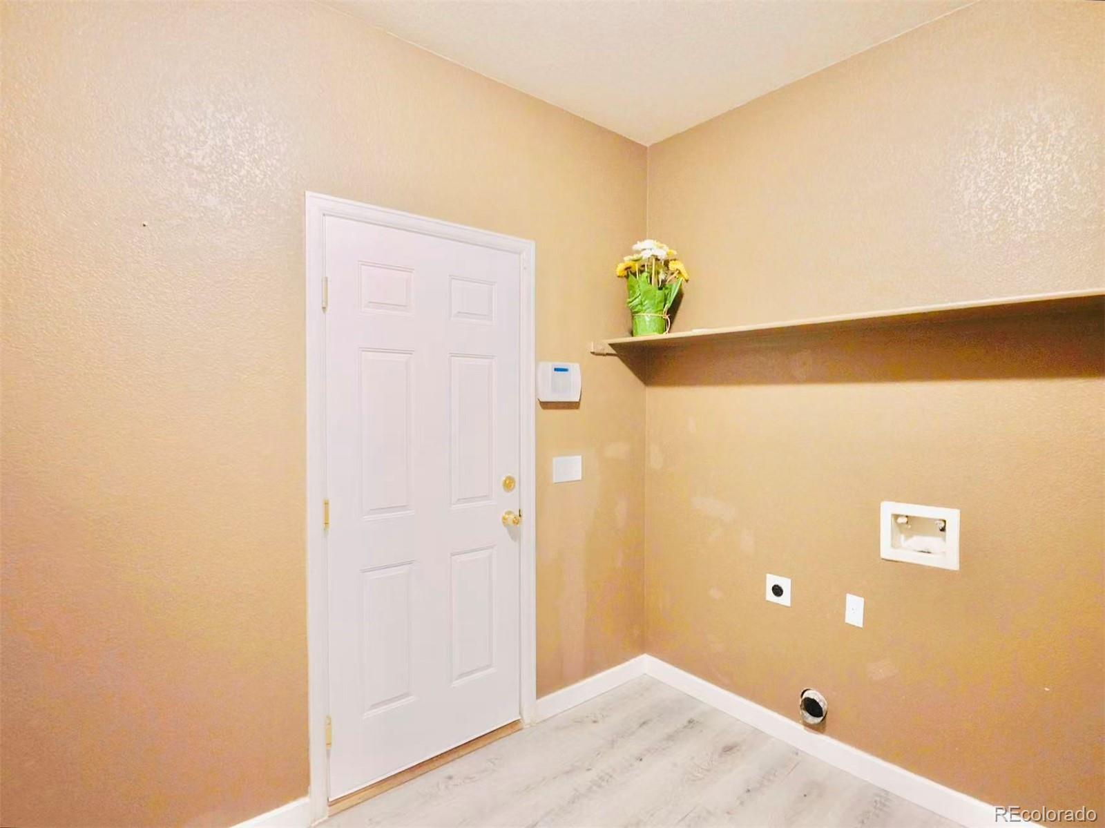 MLS Image #16 for 22668 e lake place,aurora, Colorado