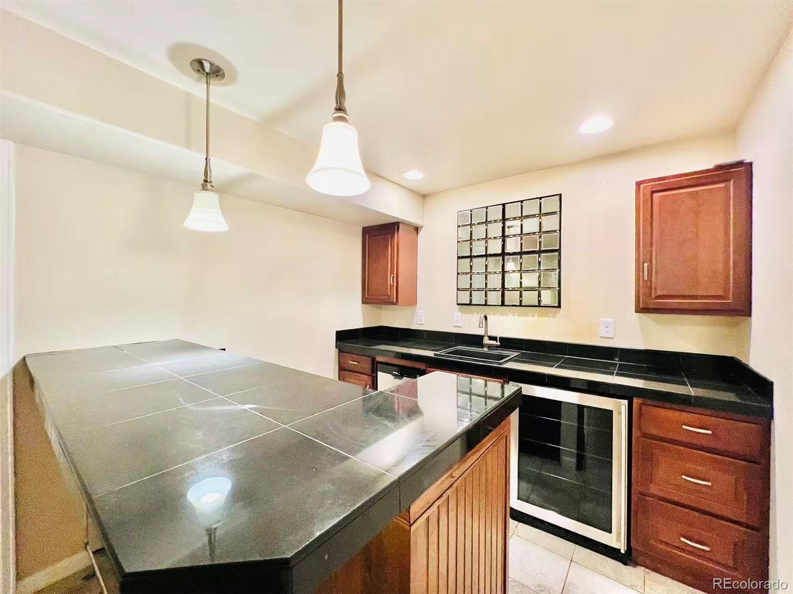 MLS Image #28 for 22668 e lake place,aurora, Colorado