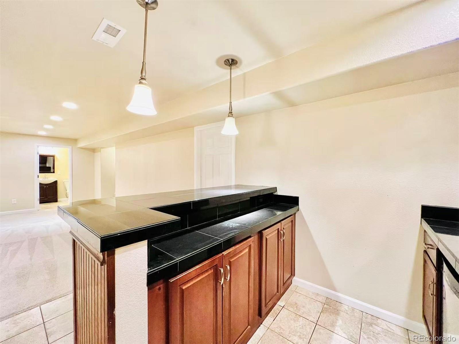 MLS Image #29 for 22668 e lake place,aurora, Colorado