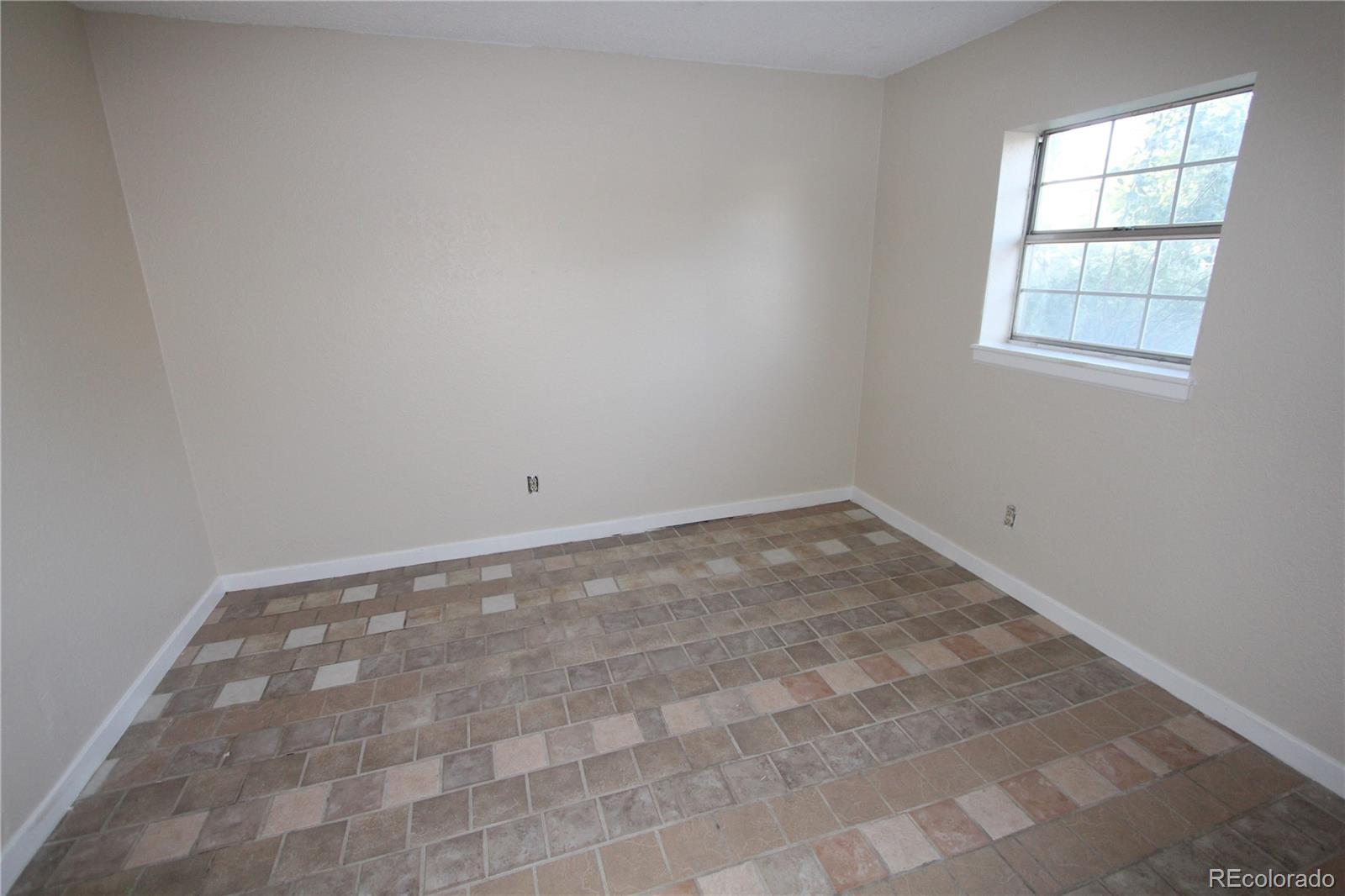 MLS Image #12 for 4581  fraser way,denver, Colorado