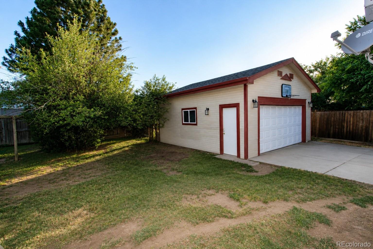 MLS Image #14 for 4581  fraser way,denver, Colorado