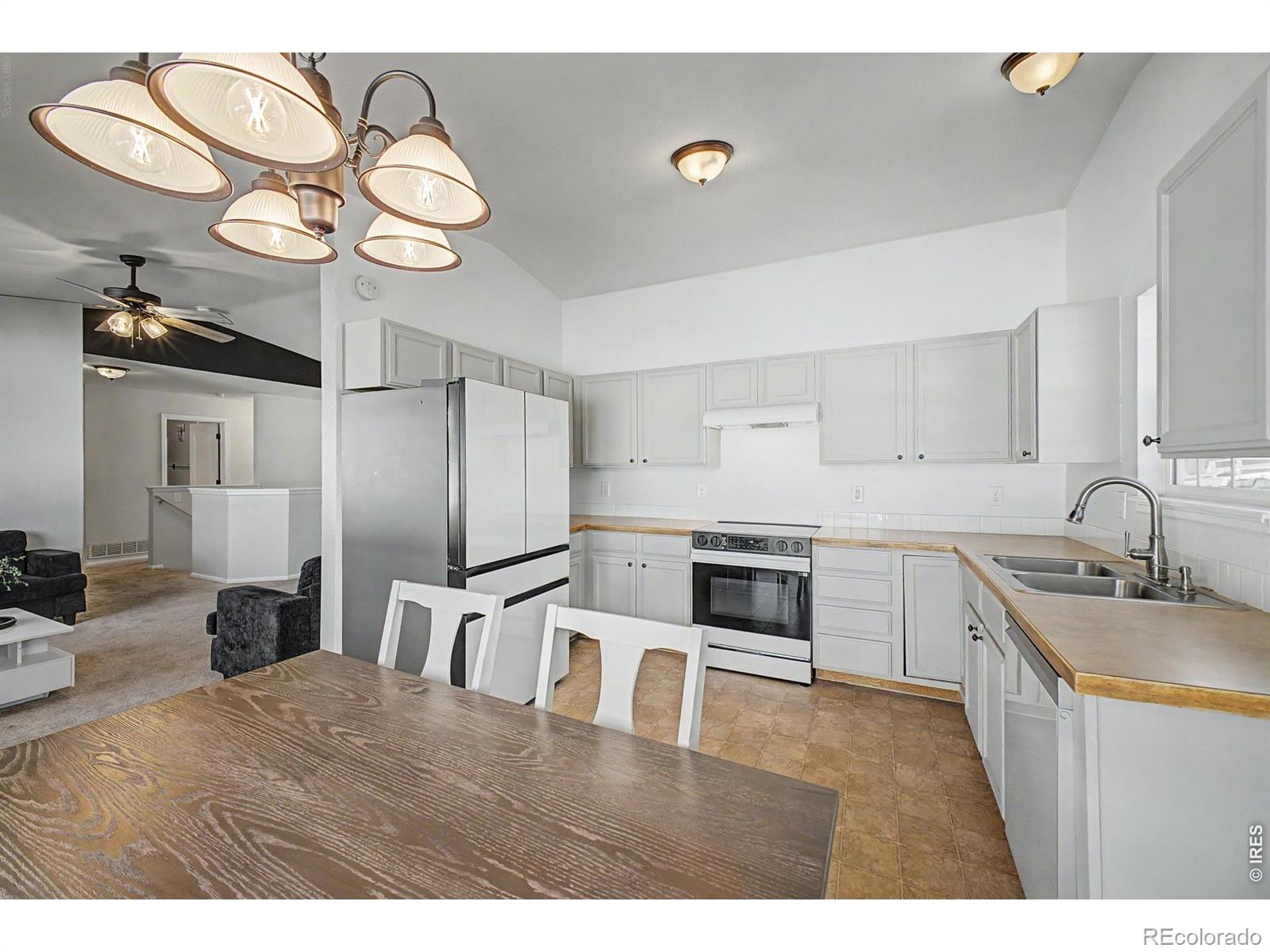 MLS Image #9 for 2034  birch avenue,greeley, Colorado