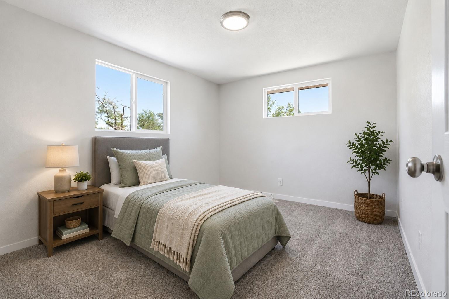 MLS Image #12 for 672  elkhart street,aurora, Colorado