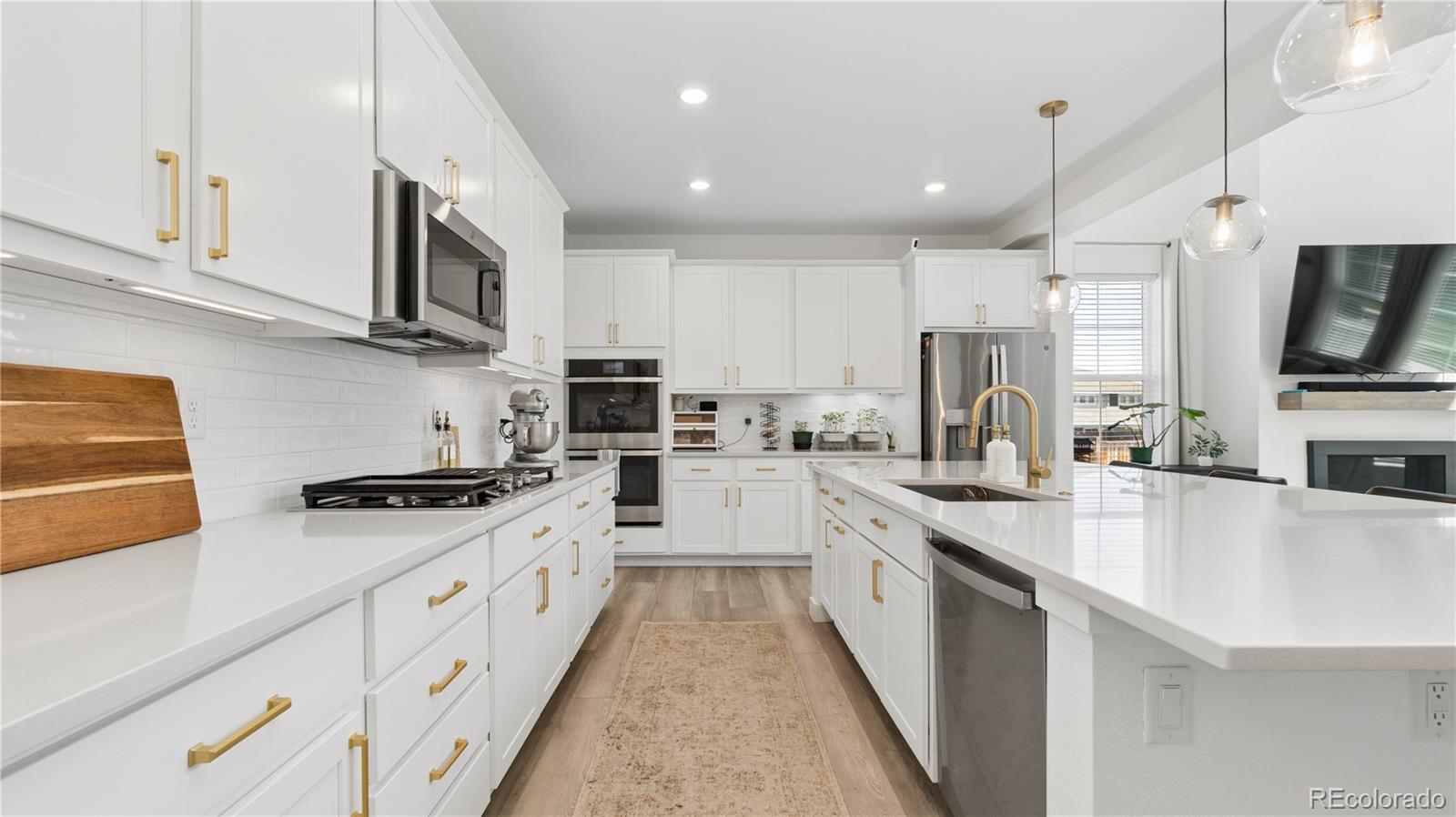 MLS Image #5 for 14610  dahlia way,thornton, Colorado
