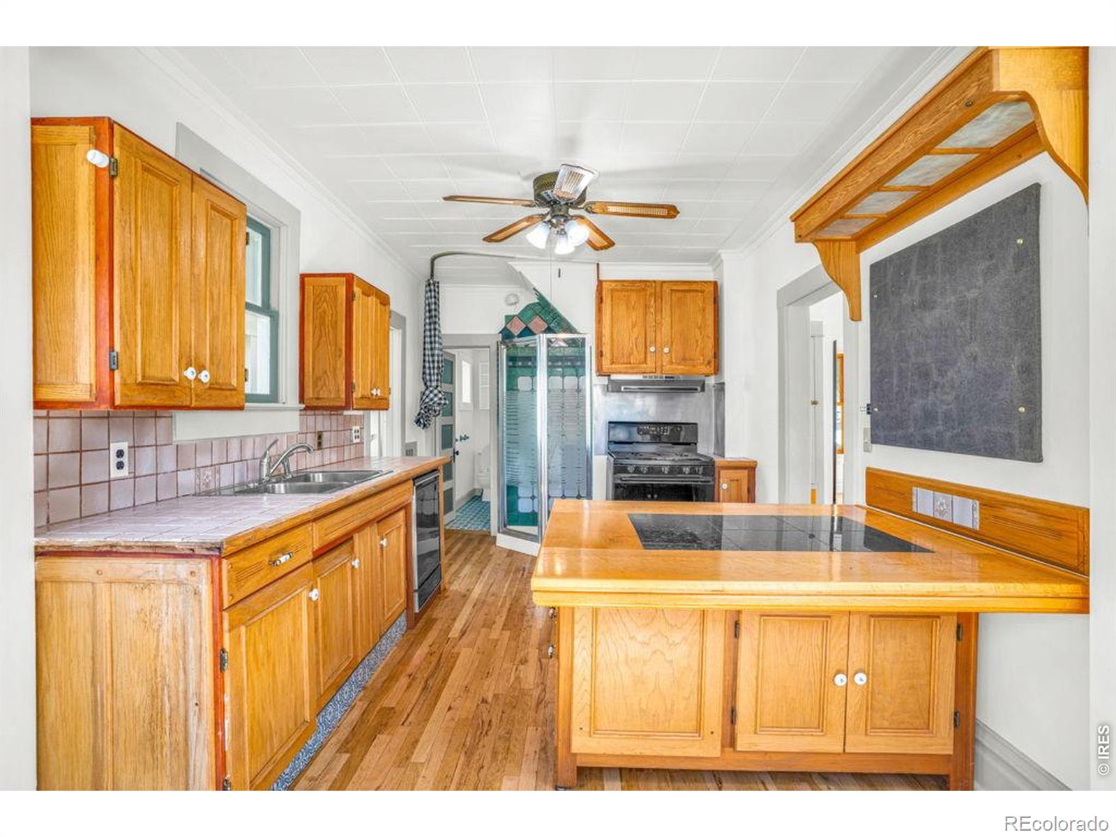 MLS Image #12 for 803  bross street,longmont, Colorado