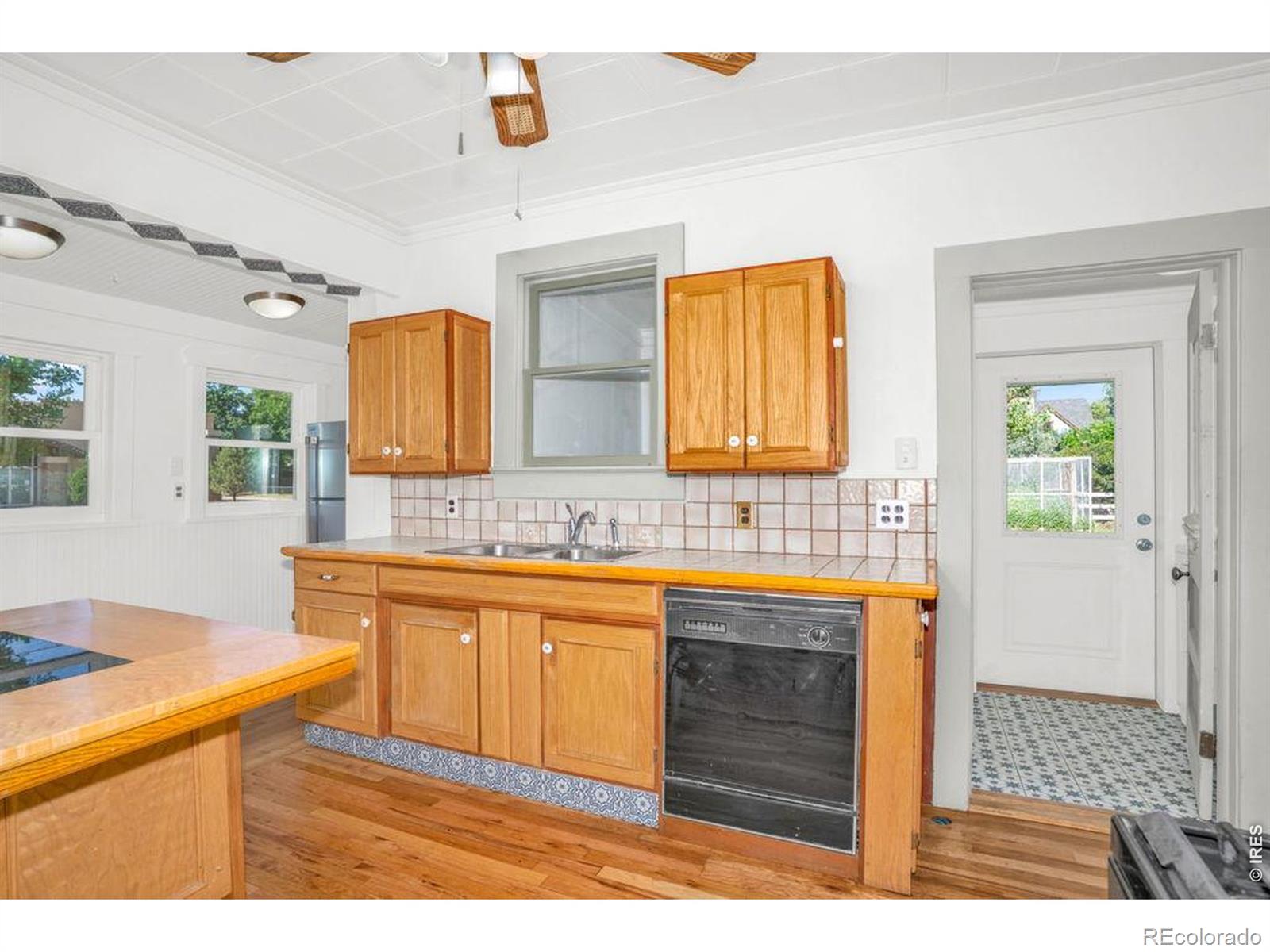 MLS Image #9 for 803  bross street,longmont, Colorado