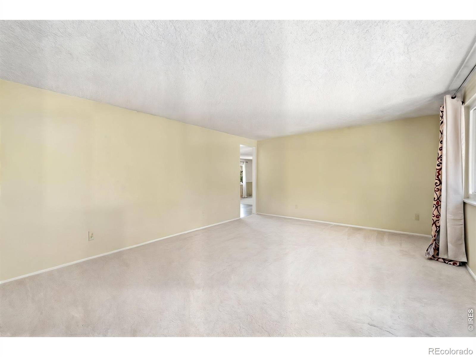 MLS Image #5 for 1617 s coffman street,longmont, Colorado