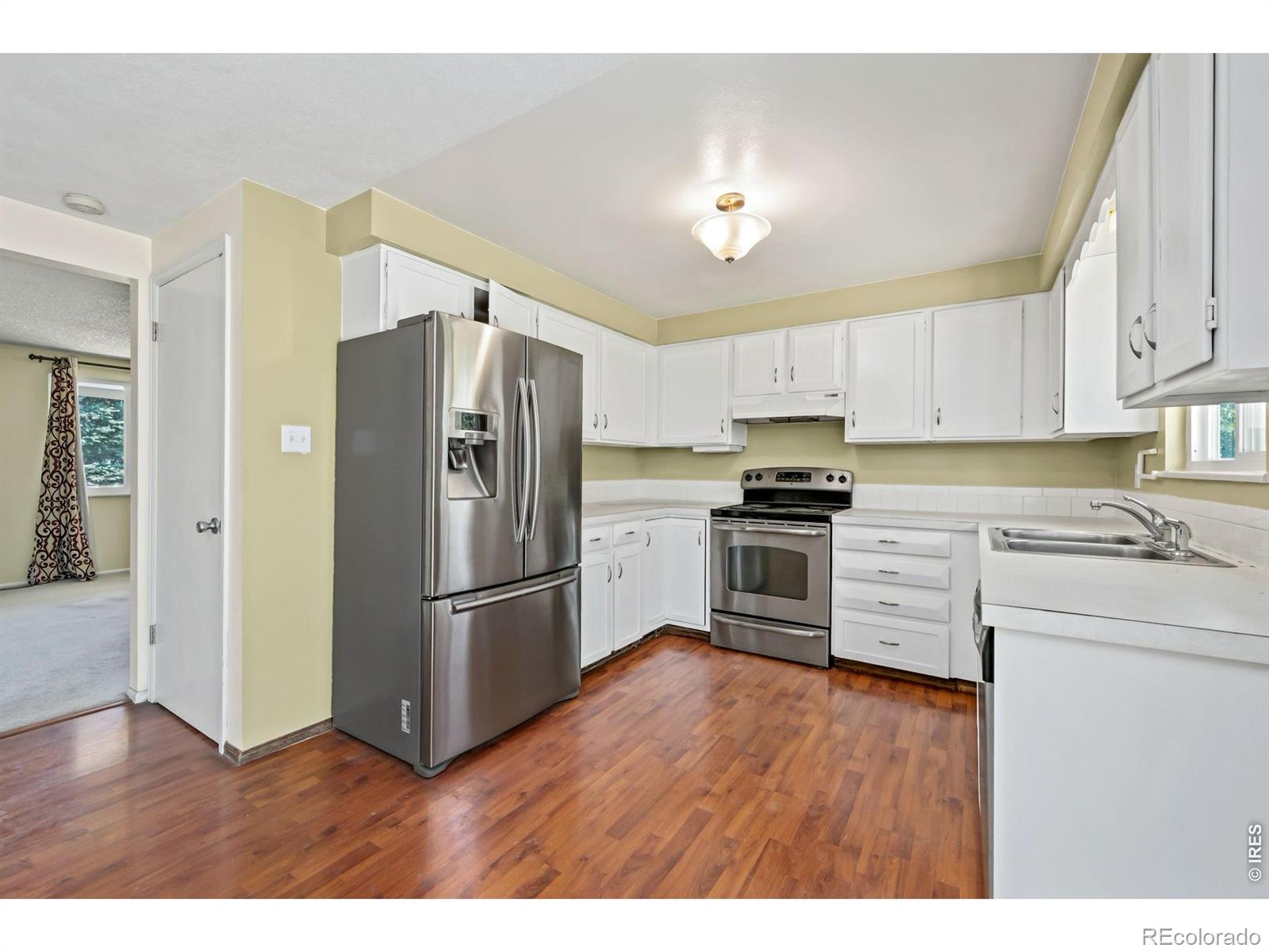 MLS Image #6 for 1617 s coffman street,longmont, Colorado