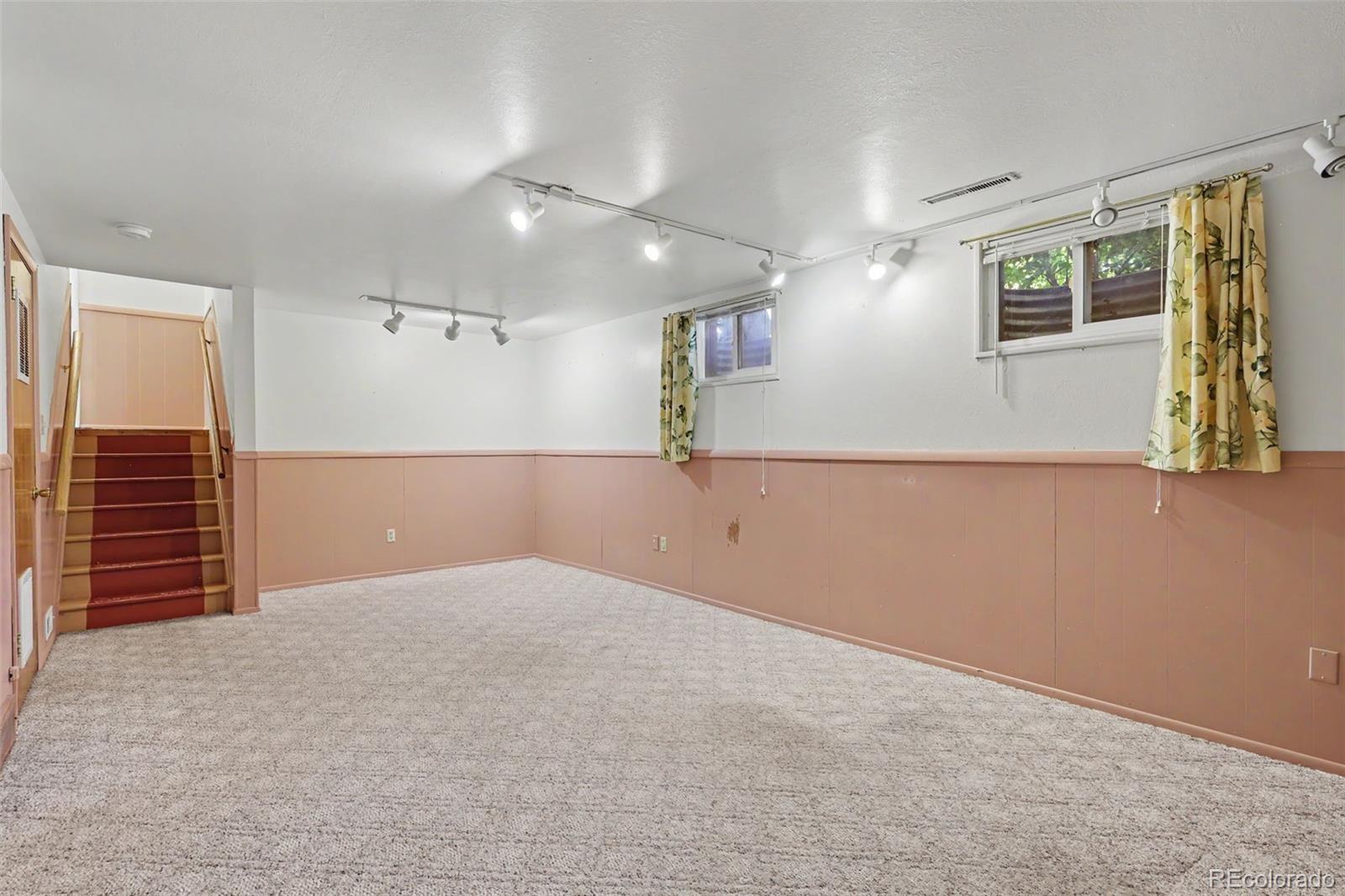 MLS Image #11 for 1011 n chelton road,colorado springs, Colorado