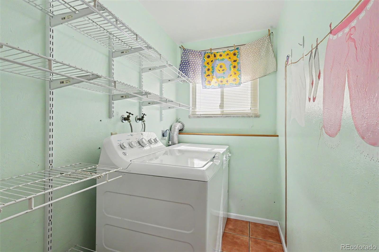 MLS Image #22 for 1011 n chelton road,colorado springs, Colorado