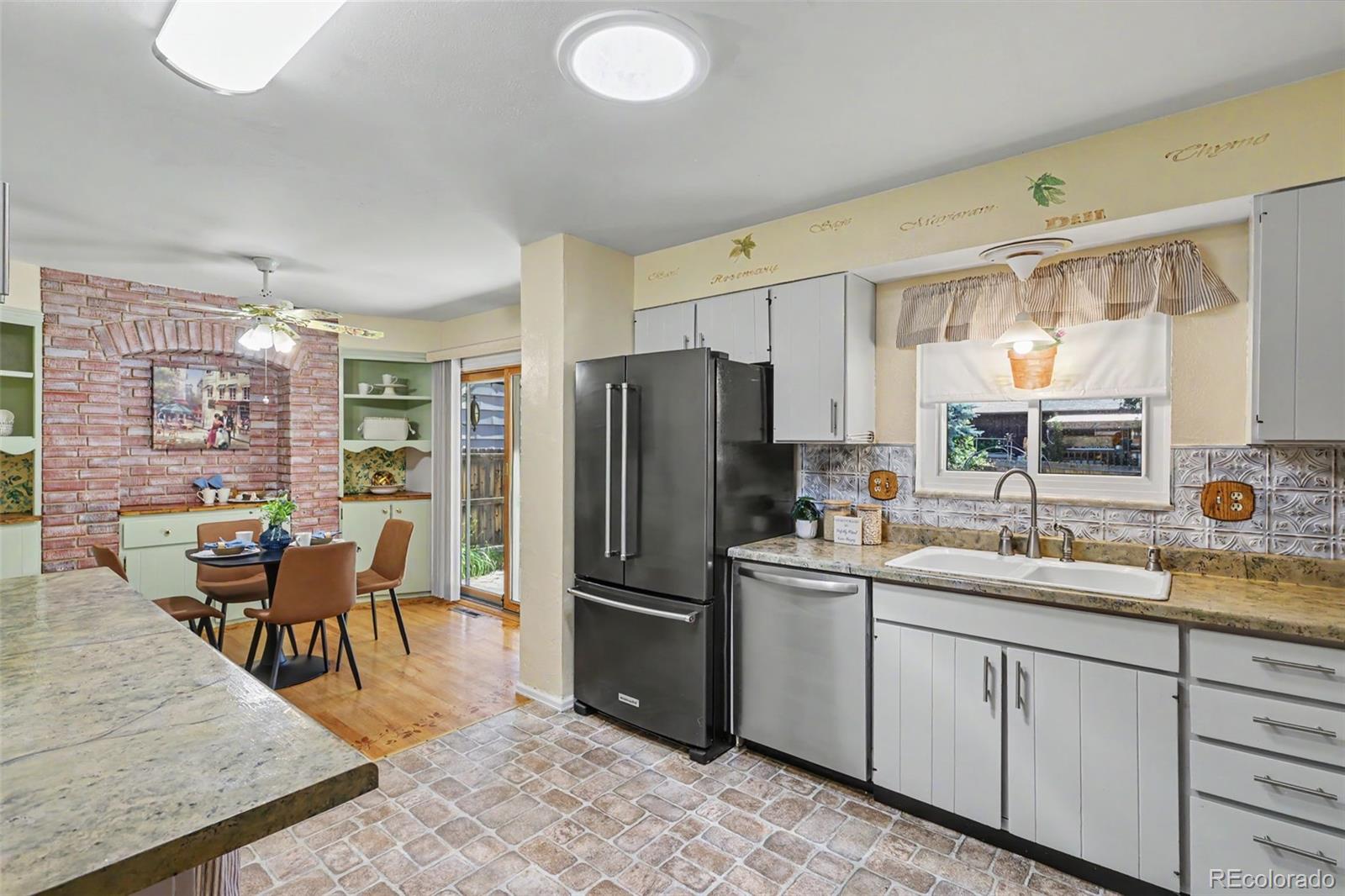 MLS Image #5 for 1011 n chelton road,colorado springs, Colorado