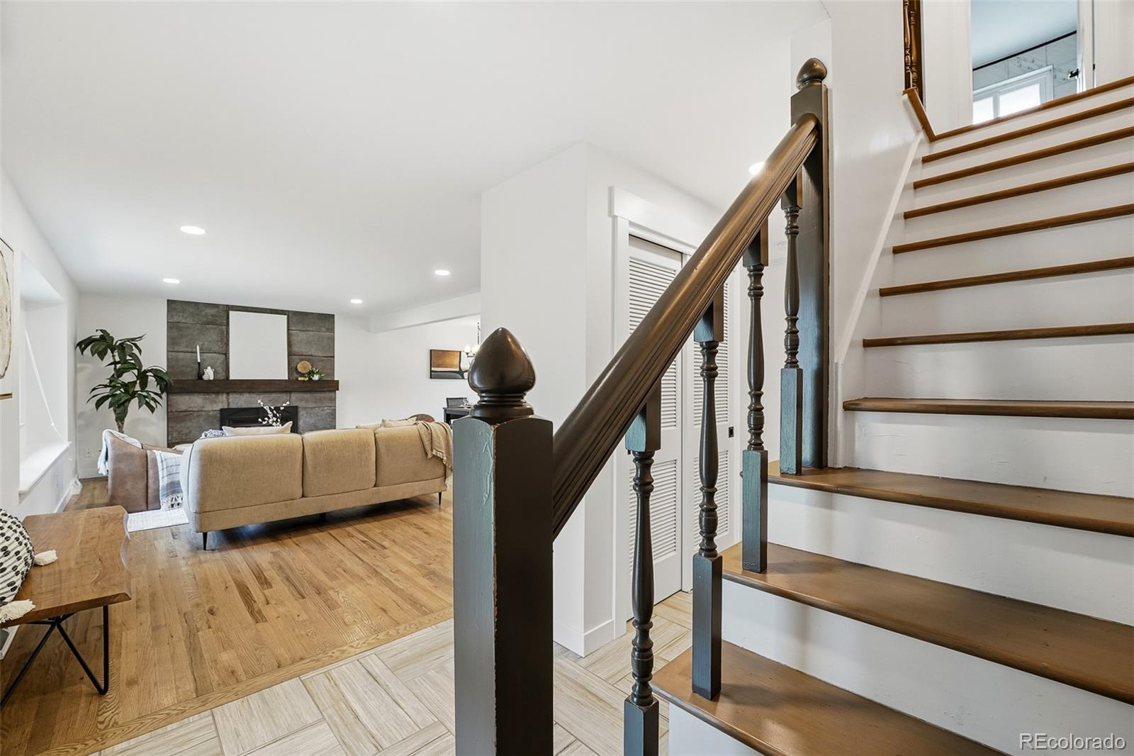 MLS Image #5 for 8462 w 24th avenue,lakewood, Colorado