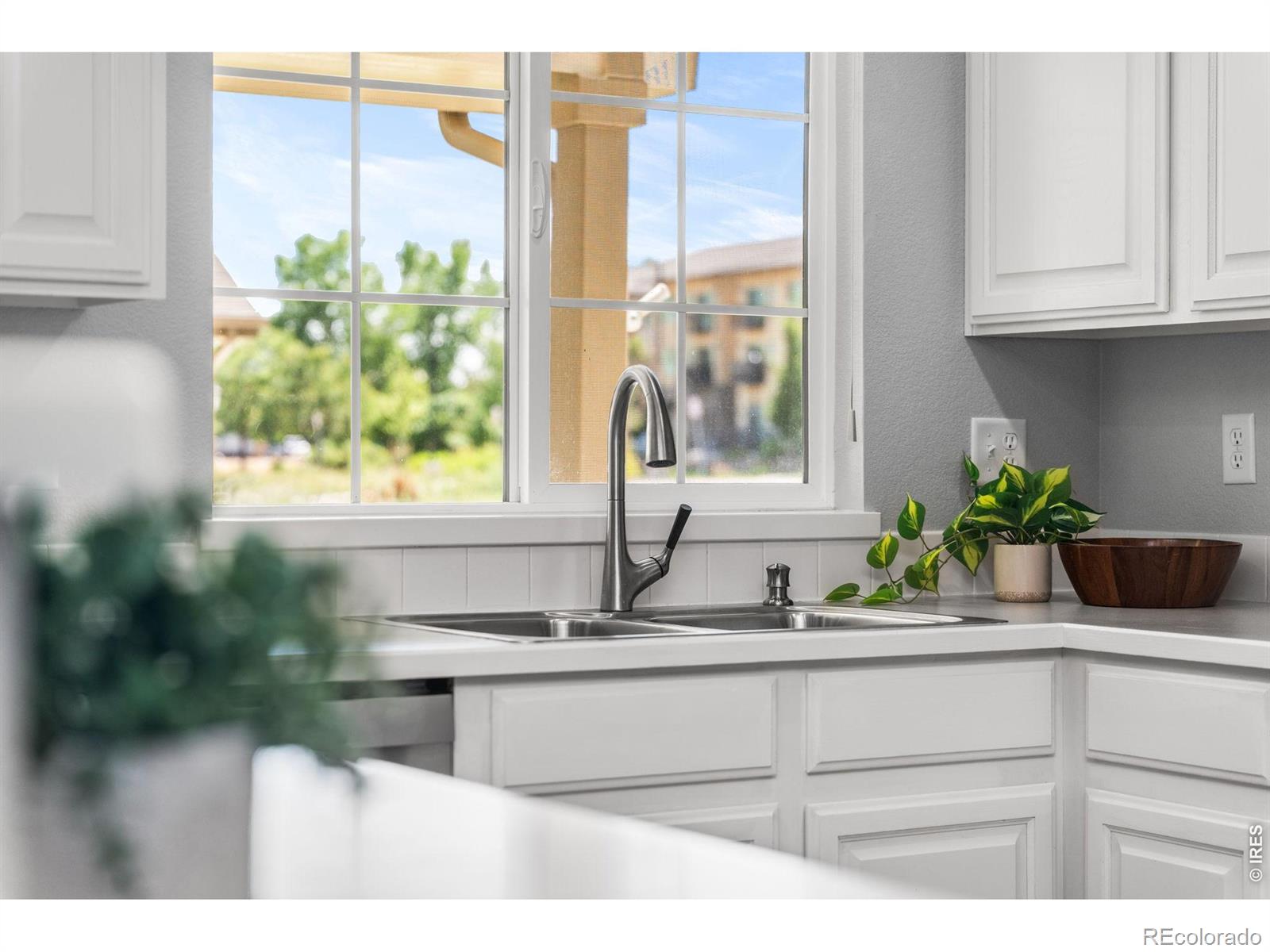 MLS Image #11 for 4056  kingsley court,fort collins, Colorado