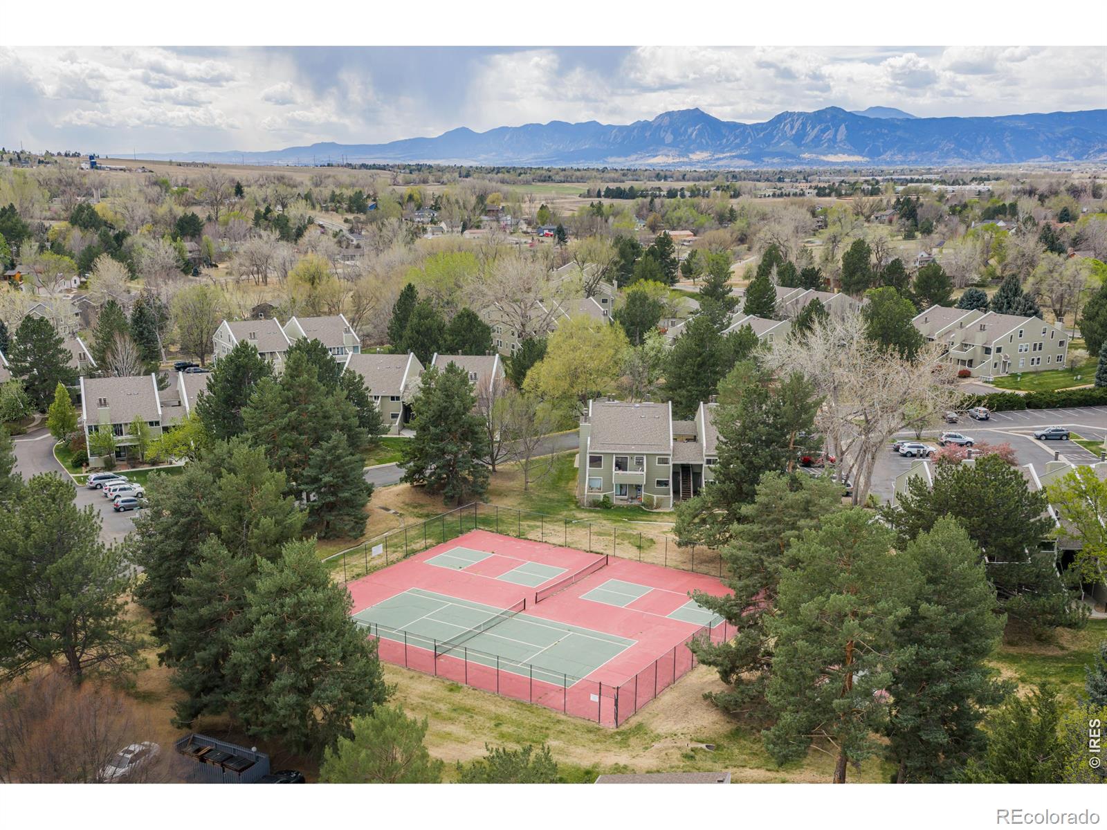 MLS Image #16 for 8011  countryside park,niwot, Colorado