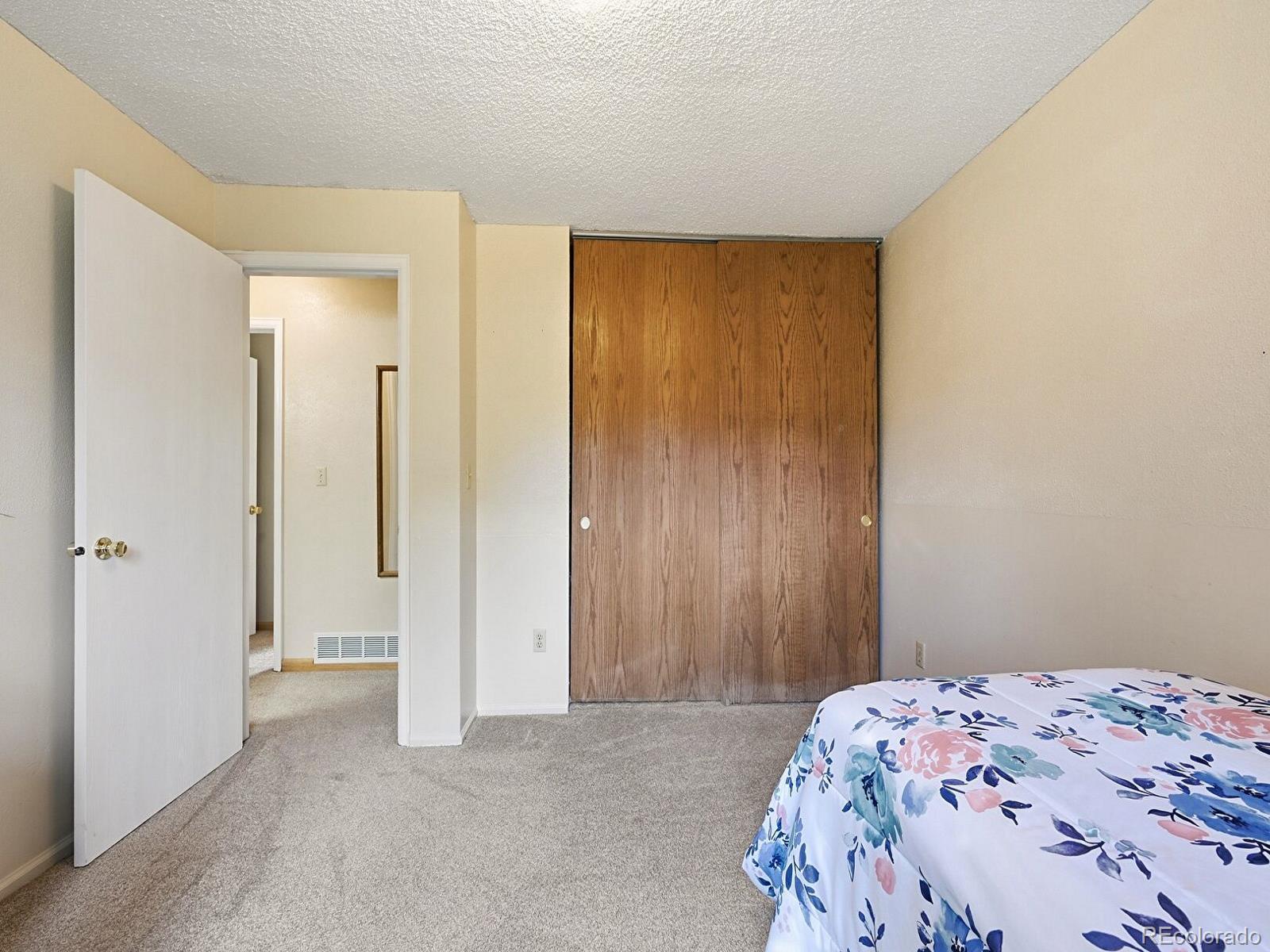 MLS Image #16 for 7947 s flower court,littleton, Colorado