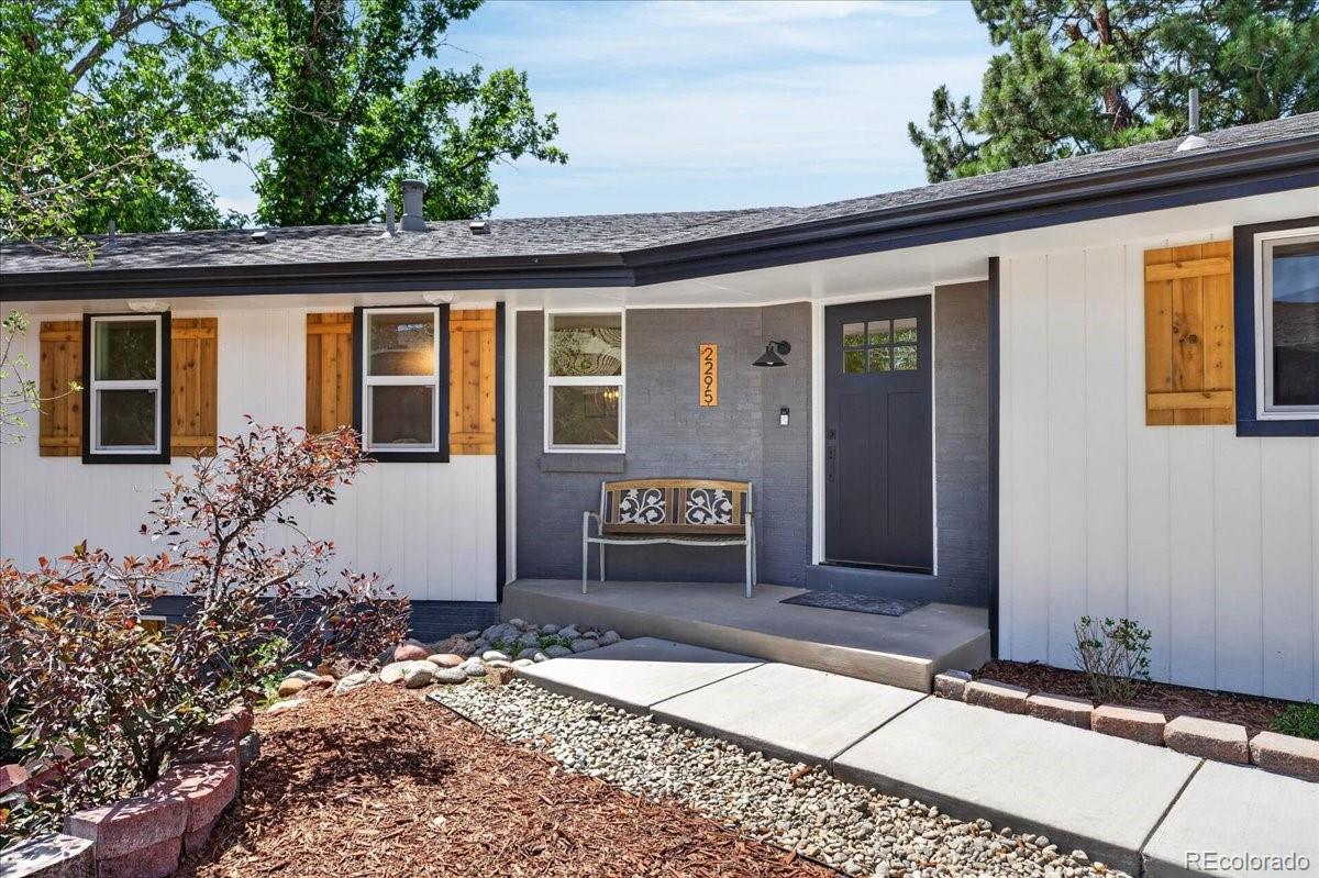 MLS Image #2 for 2295 s beeler way,denver, Colorado