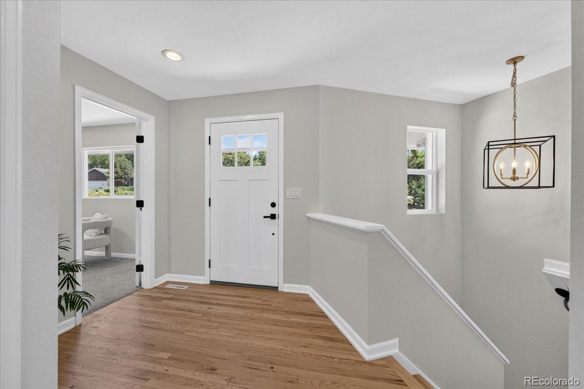 MLS Image #3 for 2295 s beeler way,denver, Colorado