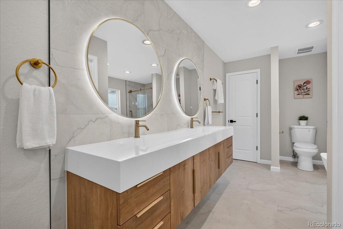 MLS Image #30 for 2295 s beeler way,denver, Colorado