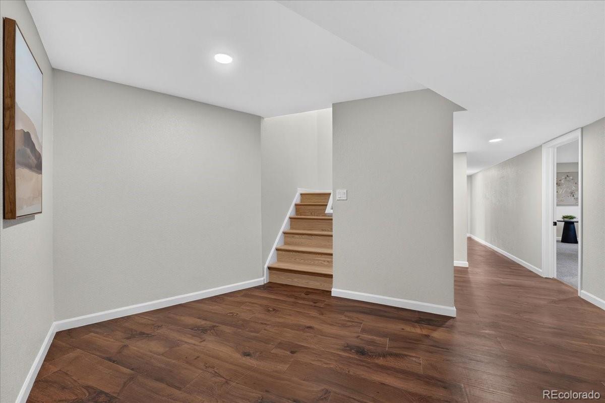 MLS Image #34 for 2295 s beeler way,denver, Colorado
