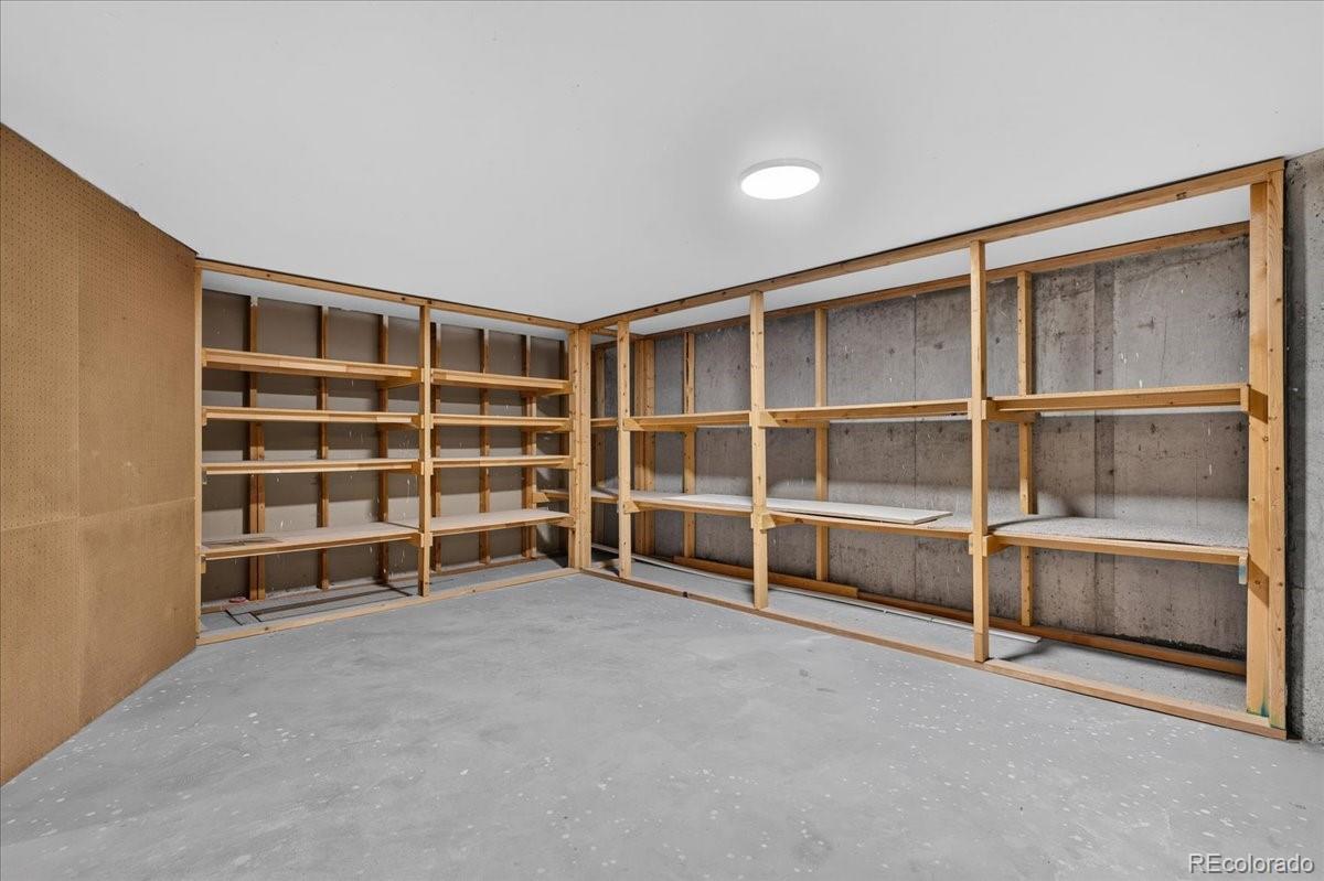 MLS Image #40 for 2295 s beeler way,denver, Colorado