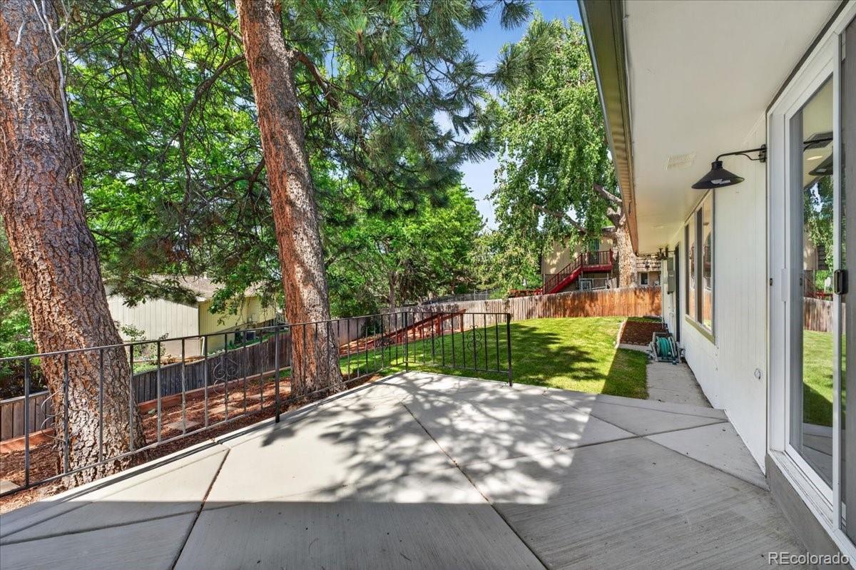 MLS Image #42 for 2295 s beeler way,denver, Colorado