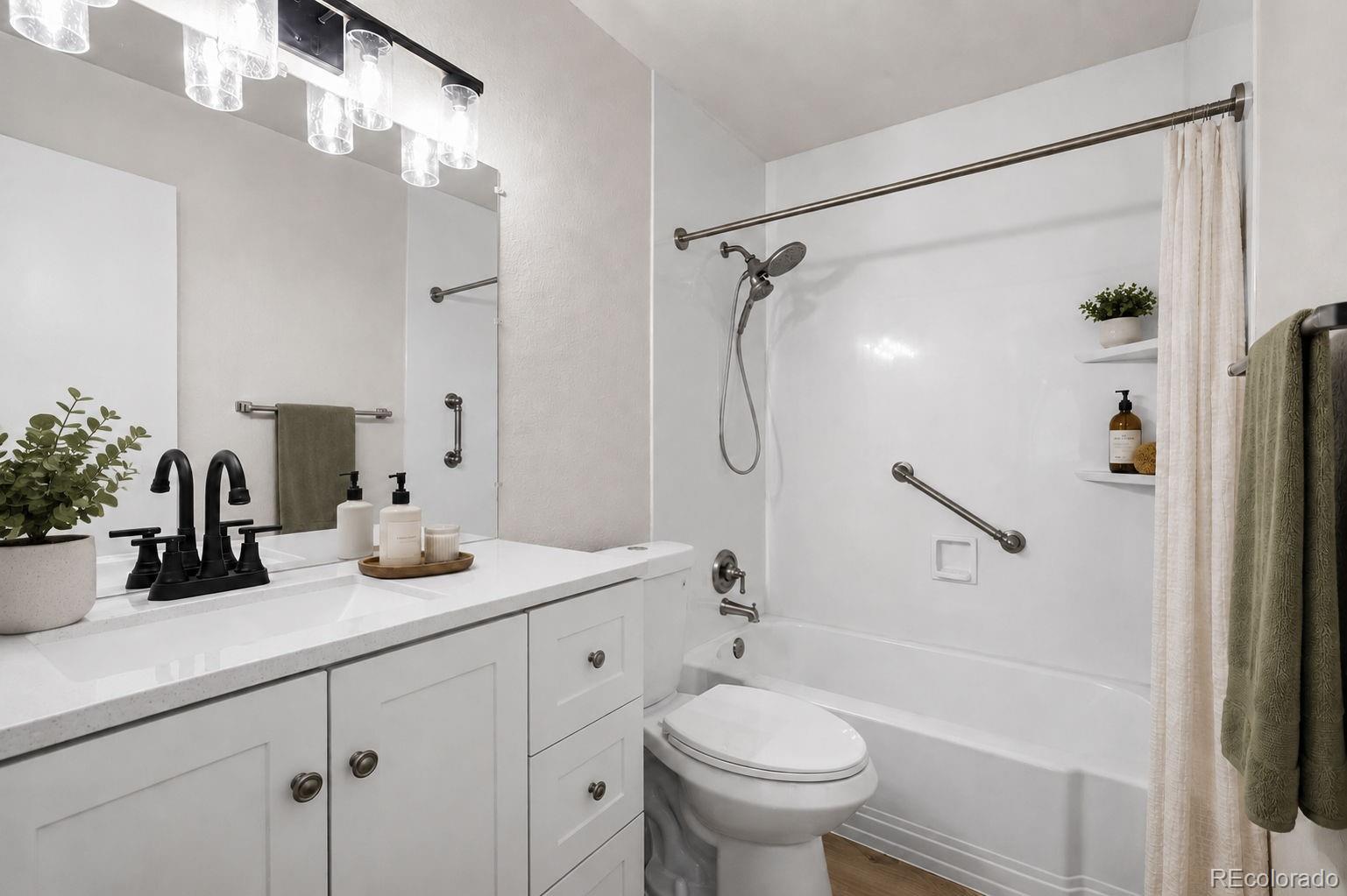 MLS Image #16 for 1150  golden circle 305,golden, Colorado