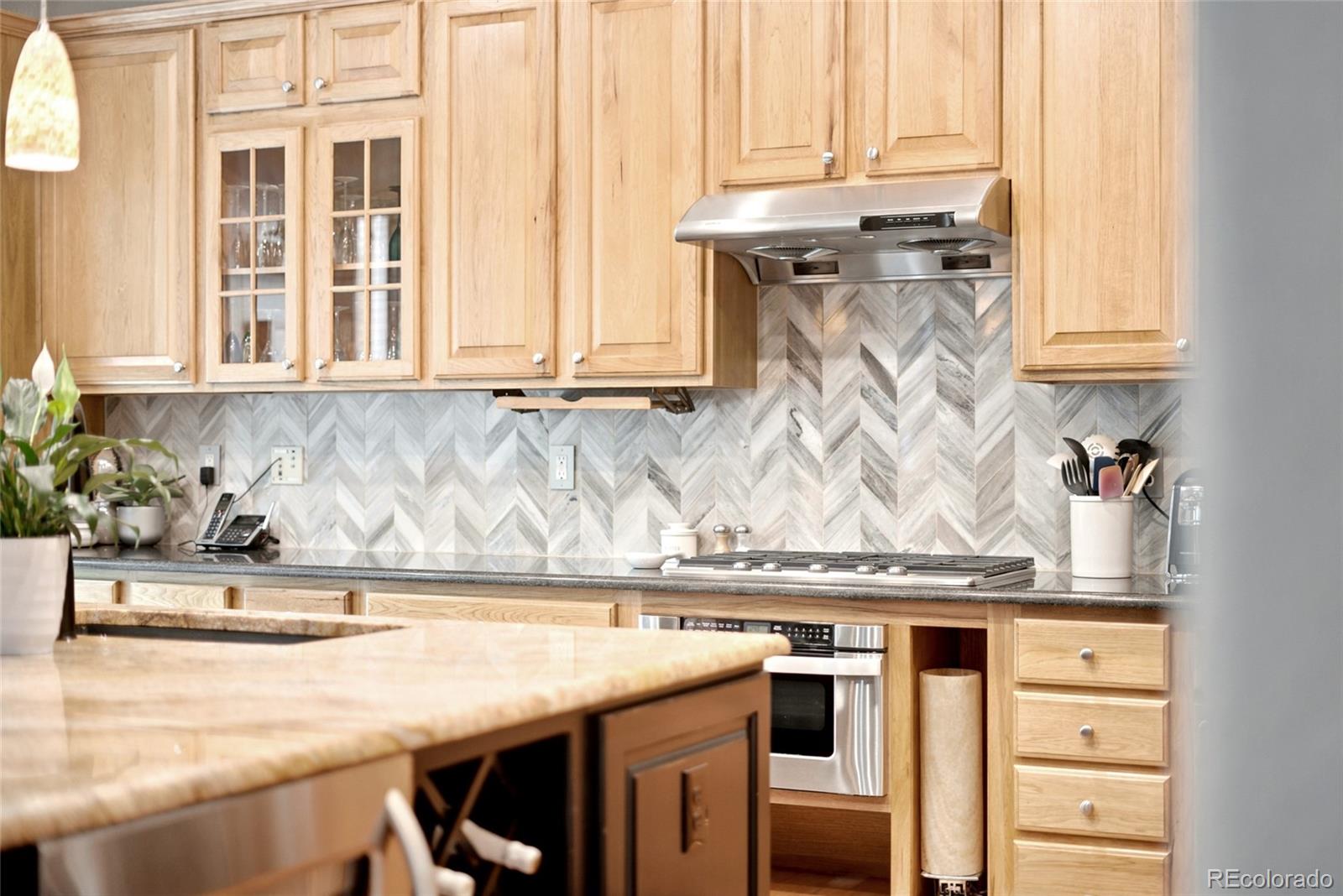 MLS Image #12 for 9505 s field way,littleton, Colorado