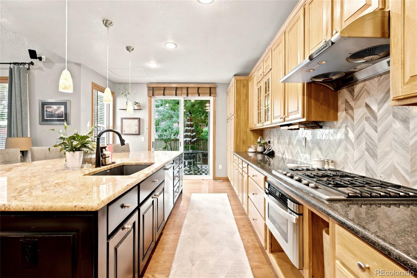 MLS Image #13 for 9505 s field way,littleton, Colorado