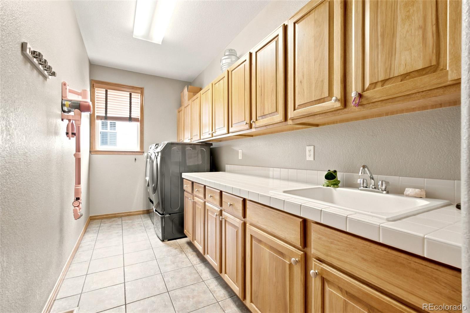 MLS Image #22 for 9505 s field way,littleton, Colorado