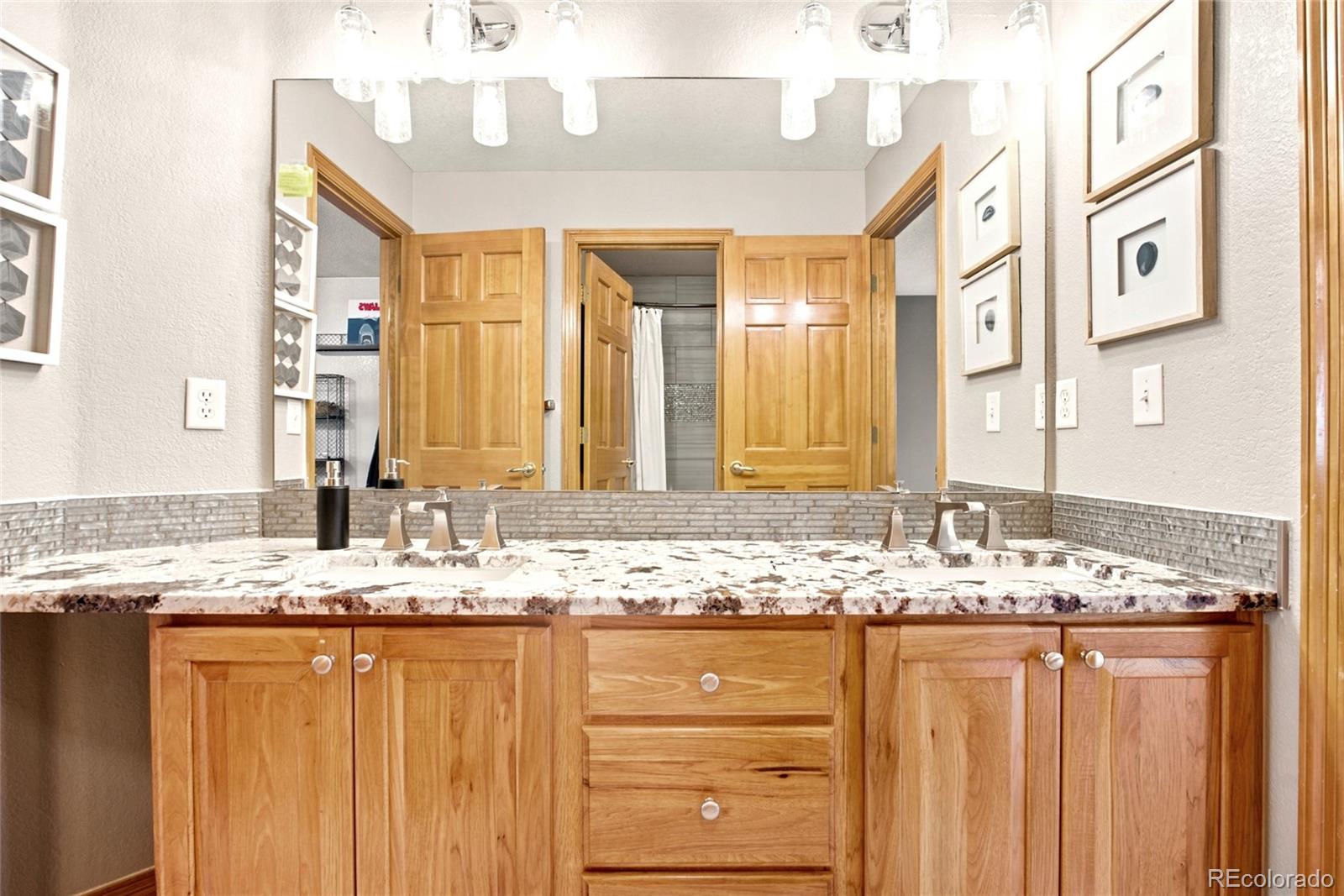 MLS Image #26 for 9505 s field way,littleton, Colorado