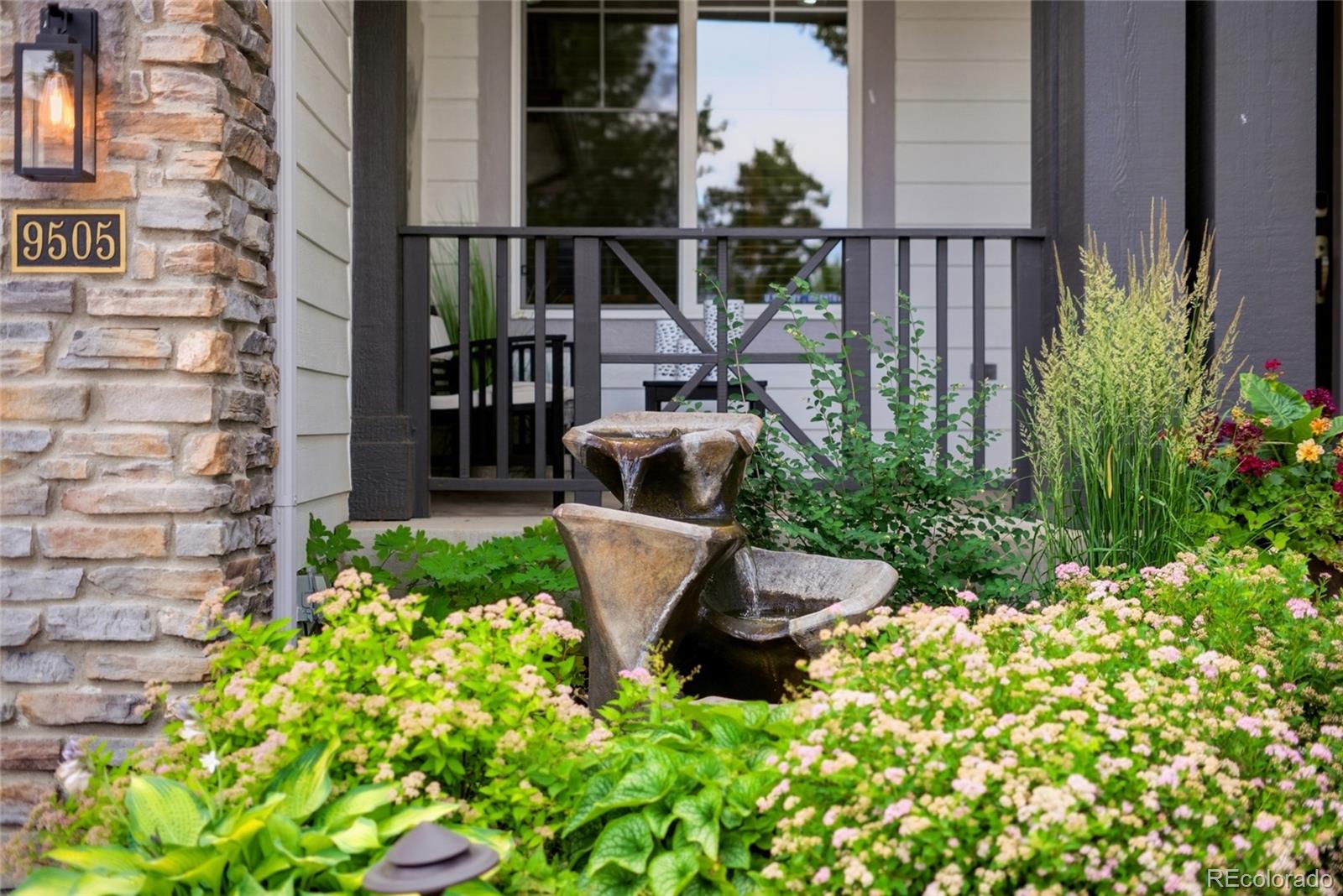 MLS Image #3 for 9505 s field way,littleton, Colorado