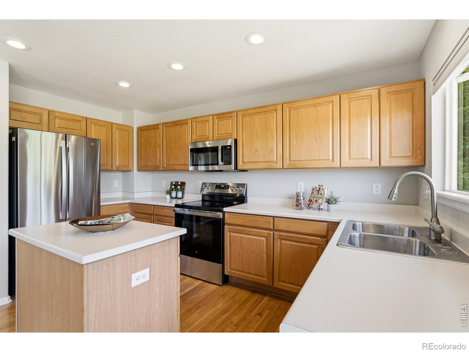 MLS Image #8 for 743  maroon peak circle,superior, Colorado